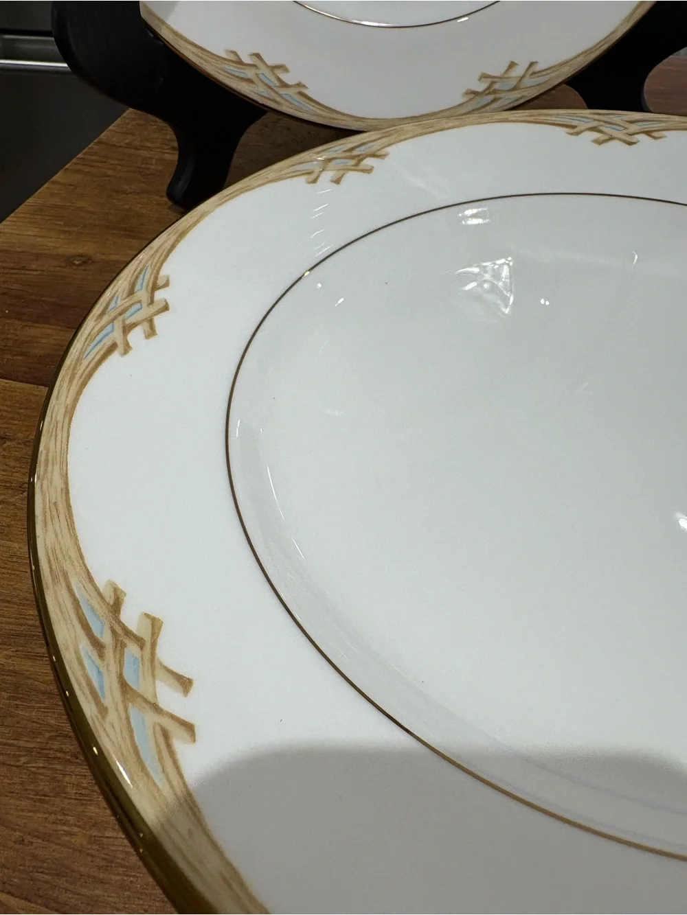 Lenox British Colonial Bamboo White Porcelain Dinner Plates with Gold Accent Rim